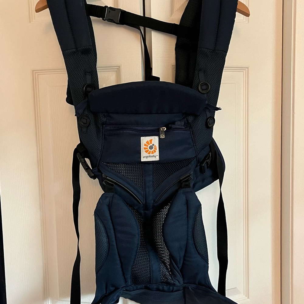 Ergobaby Omni Breeze Carrier
